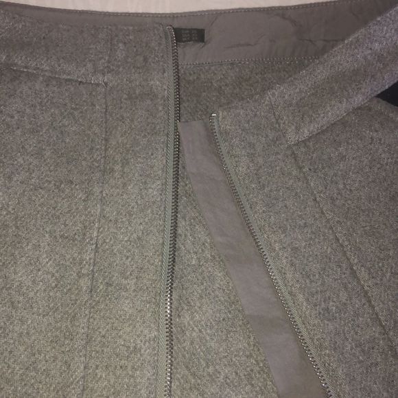 Zara Trafaluc wool/viscose blend Women's Xs Mini Skirt Gray/black front Zip - Picture 9 of 9
